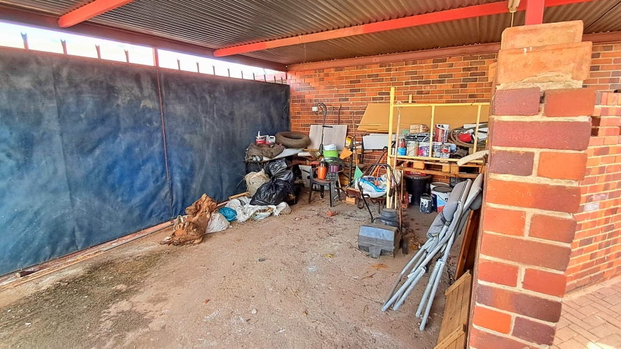 4 Bedroom Property for Sale in Universitas Free State